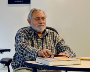 CAST Visiting Artist Newton Harrison lectures in the MIT Program in Art, Culture and Technology (ACT), 2017. Credit: HErickson/MIT.