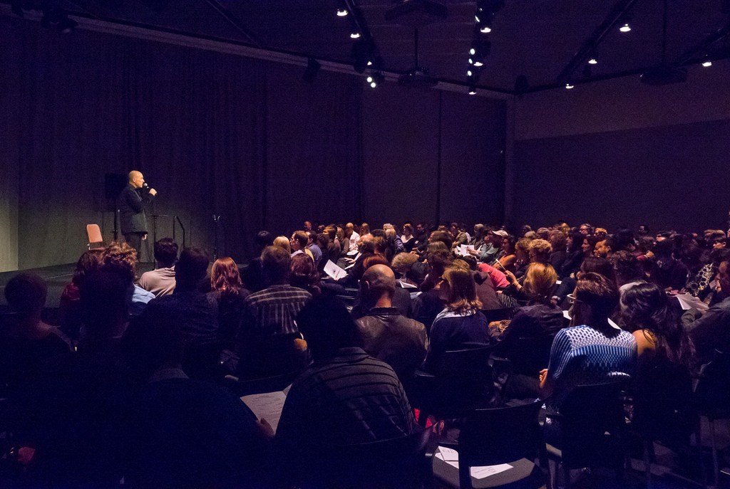 Evan Ziporyn introduces the Evening Performance, CAST Symposium, 2014. Photo: L. Barry Hetherington.