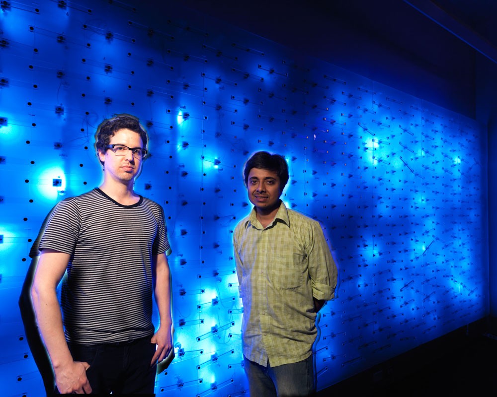 Kaustuv De Biswas and Daniel Rosenberg, Maxwell’s Dream: Painting with Light, 2011. Photo: Andy Ryan.