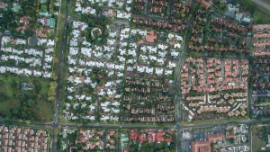 Exclusive suburban gated community in Johannesburg, South Africa, 2015. Credit: Matthew Niederhauser, John Fitzgerald, and the MIT Center for Advanced Urbanism