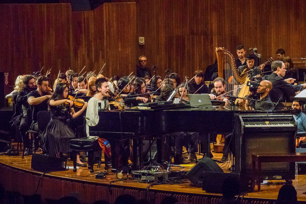 Jacob Collier performs with the MIT Festival Jazz Ensemble and the JC Project Orchestra. "Imagination Off the Charts," MIT, 2016. Photo: L. Barry Hetherington.