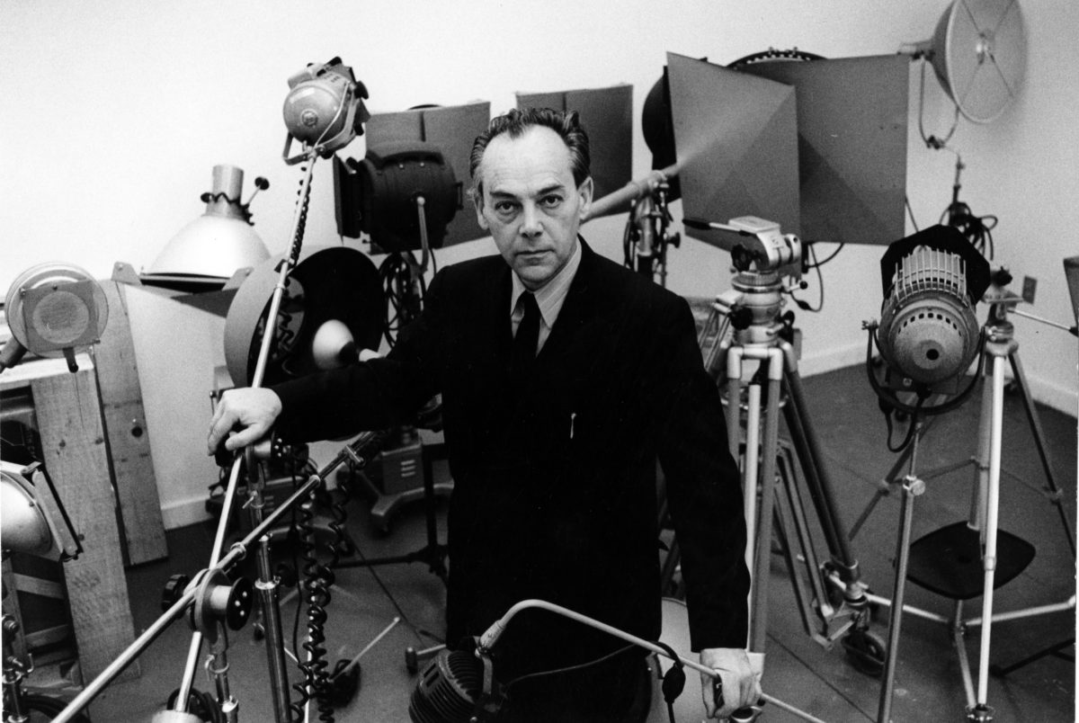 György Kepes, 1967. Photo: Ivan Massar. (C) Massachusetts Institute of Technology. Courtesy CAVS Special Collection, MIT Program in Art, Culture and Technology.