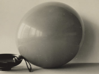 Etel Mittag-Fodor, Ball and Bowl, 1928. Courtesy Bauhaus-Archiv, Berlin